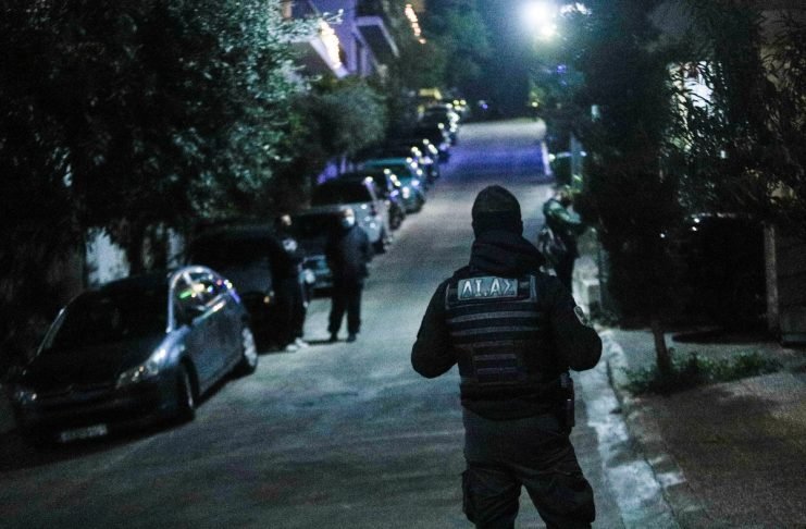 &Nu;ί&kappa;&alpha;&iota;&alpha;: &Pi;&upsilon;&rho;&omicron;&beta;&omicron;&lambda;&iota;&sigma;&mu;&omicron;ί &kappa;&alpha;&iota; &mu;&alpha;&phi;&iota;ό&zeta;&iota;&kappa;&omicron; &chi;&tau;ύ&pi;&eta;&mu;&alpha; &sigma;&epsilon; &pi;&rho;&alpha;&tau;ή&rho;&iota;&omicron; &kappa;&alpha;&upsilon;&sigma;ί&mu;&omega;&nu;