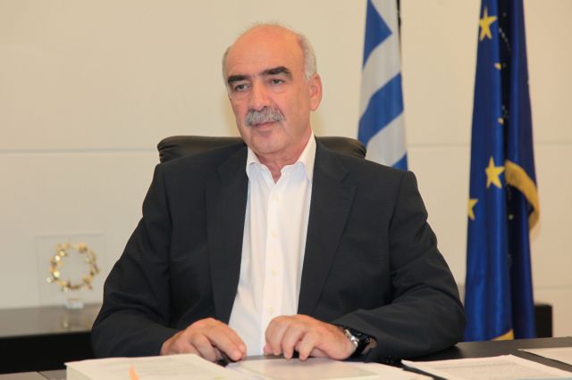 Συνάντηση του Ευρωβουλευτή Ευάγγελου Μεϊμαράκη στα Νότια Προάστια με πολιτικούς του φίλους και συνεργάτες. 