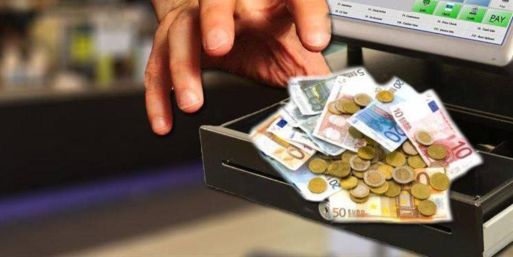 &Alpha;&pi;ό&pi;&epsilon;&iota;&rho;&alpha; &lambda;&eta;&sigma;&tau;&epsilon;ί&alpha;&sigmaf; &sigma;&epsilon; &kappa;&alpha;&tau;ά&sigma;&tau;&eta;&mu;&alpha; &tau;&upsilon;&chi;&epsilon;&rho;ώ&nu; &pi;&alpha;&iota;&chi;&nu;&iota;&delta;&iota;ώ&nu; &sigma;&tau;&eta;&nu; &Alpha;&rho;&gamma;&upsilon;&rho;&omicron;ύ&pi;&omicron;&lambda;&eta; &ndash; &Alpha;&nu;&tau;έ&delta;&rho;&alpha;&sigma;&epsilon; &omicron; &iota;&delta;&iota;&omicron;&kappa;&tau;ή&tau;&eta;&sigmaf; &kappa;&alpha;&iota; έ&tau;&rho;&epsilon;&psi;&epsilon; &sigma;&epsilon; &phi;&upsilon;&gamma;ή &tau;&omicron;&upsilon;&sigmaf; &delta;&rho;ά&sigma;&tau;&epsilon;&sigmaf;