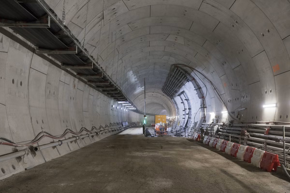 &Tau;&omicron; &tau;&omicron;ύ&nu;&epsilon;&lambda; &pi;&omicron;&upsilon; &alpha;&lambda;&lambda;ά&zeta;&epsilon;&iota; &tau;&eta;&nu; &Alpha;&theta;ή&nu;&alpha;: &Pi;&omicron;ύ &kappa;&alpha;&tau;&alpha;&sigma;&kappa;&epsilon;&upsilon;ά&zeta;&epsilon;&tau;&alpha;&iota; &kappa;&alpha;&iota; &pi;ό&tau;&epsilon; &pi;&alpha;&rho;&alpha;&delta;ί&delta;&epsilon;&tau;&alpha;&iota;