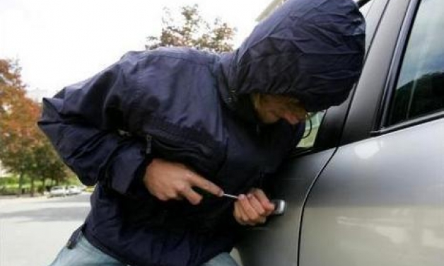 &Beta;&omicron;ύ&lambda;&alpha;: &laquo;&Pi;&omicron;&nu;&tau;&iota;&kappa;ό&sigmaf;&raquo; &alpha;&upsilon;&tau;&omicron;&kappa;&iota;&nu;ή&tau;&omega;&nu;&hellip; &sigma;&tau;&eta; &phi;ά&kappa;&alpha;