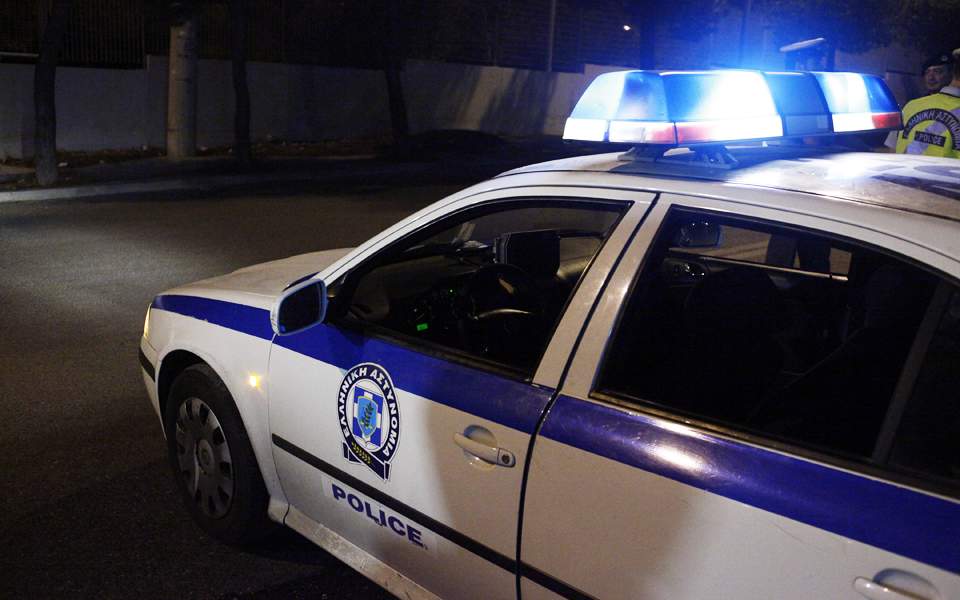 Ληστεία σε σπίτι επιχειρηματία στη Βούλα 