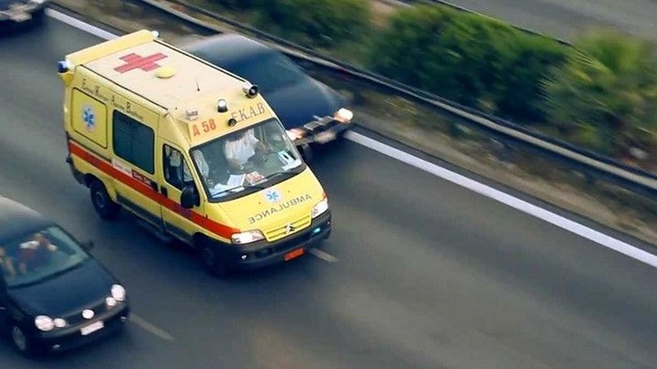 Άλιμος: Τροχαίο με τραυματία στη διασταύρωση Καλαμακίου και Ταξιαρχών 